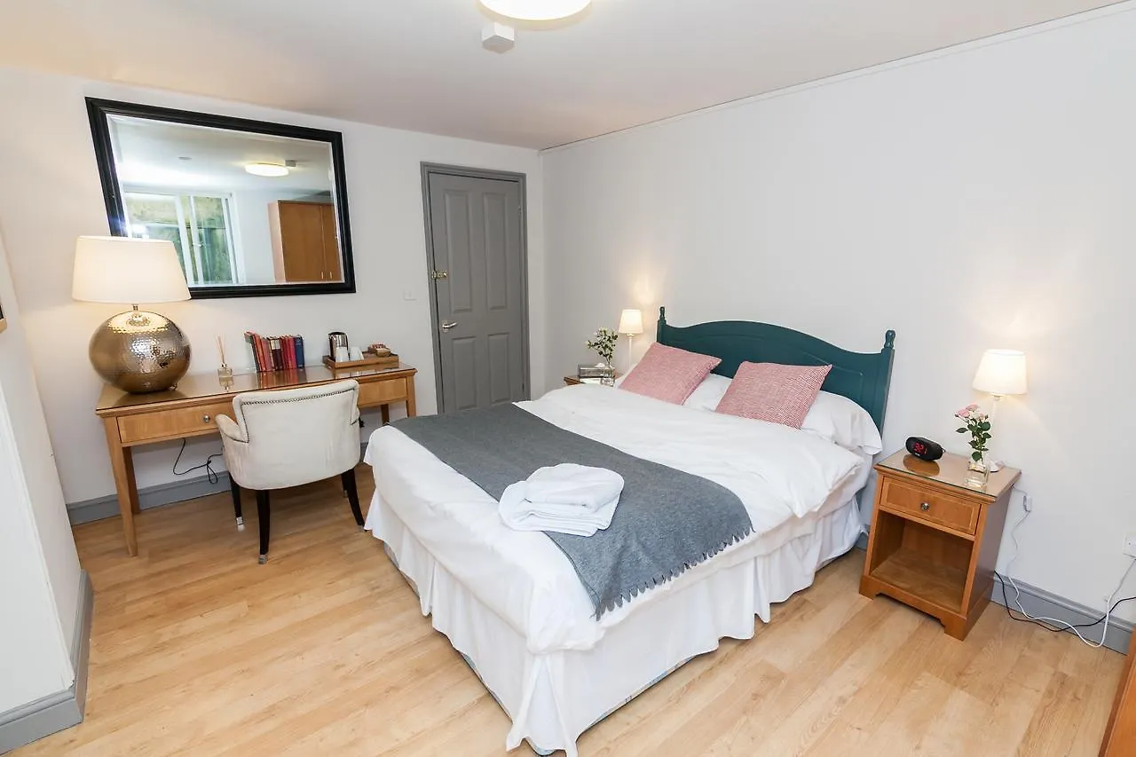 Townhouse No 12 Hotel Huddersfield